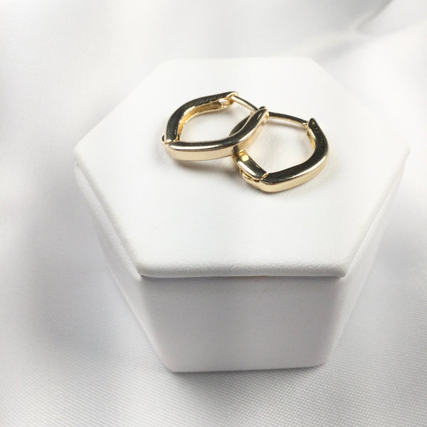 Trendy Tiny Hoop earrings 0,5” inch and 0,7” inch