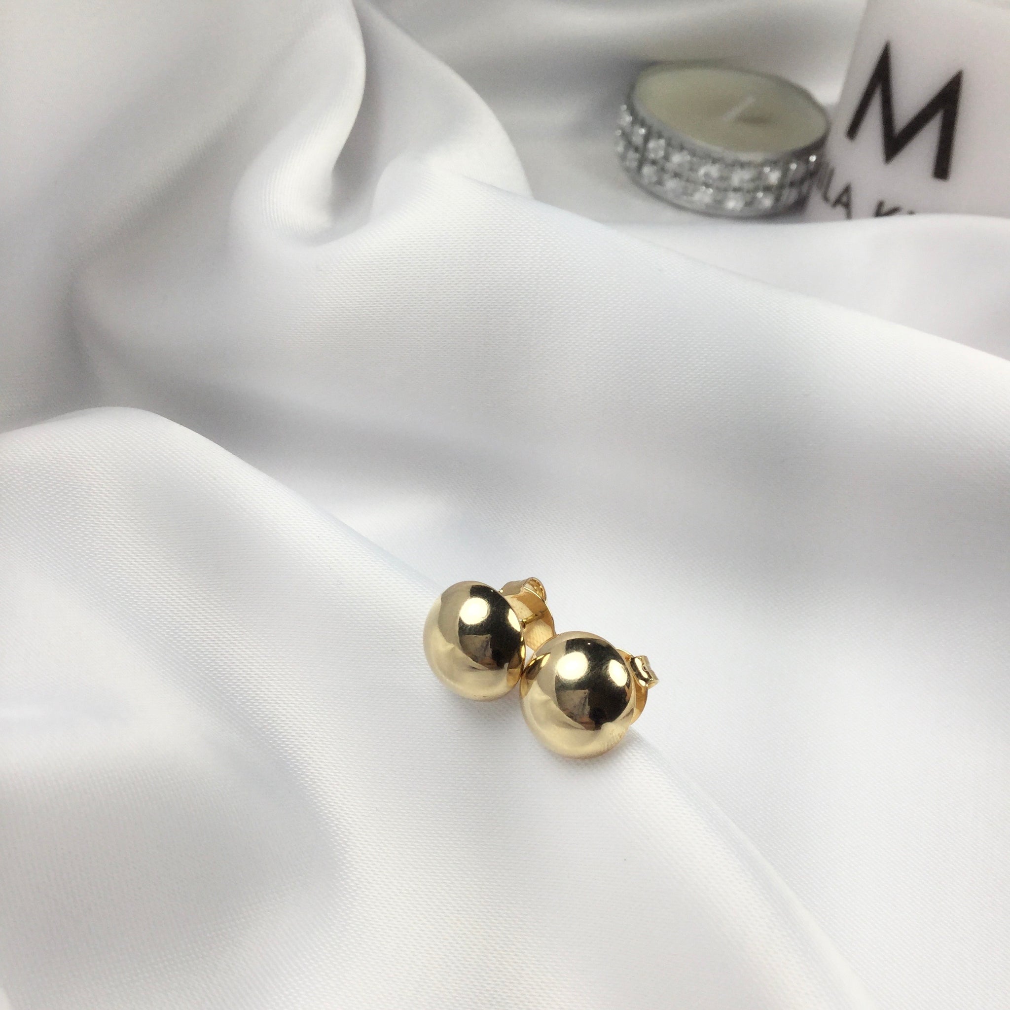 Small Minimalist Round Earrings 18K Gold Plated