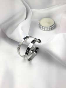 Famous Brand Inspired Screw Earrings White Rhodium