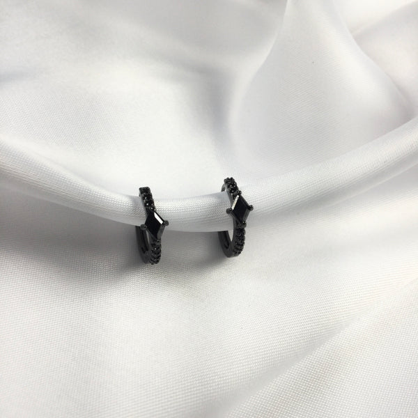 Hoop Earrings Black Rhodium zirconia and diamondettes 0,75”