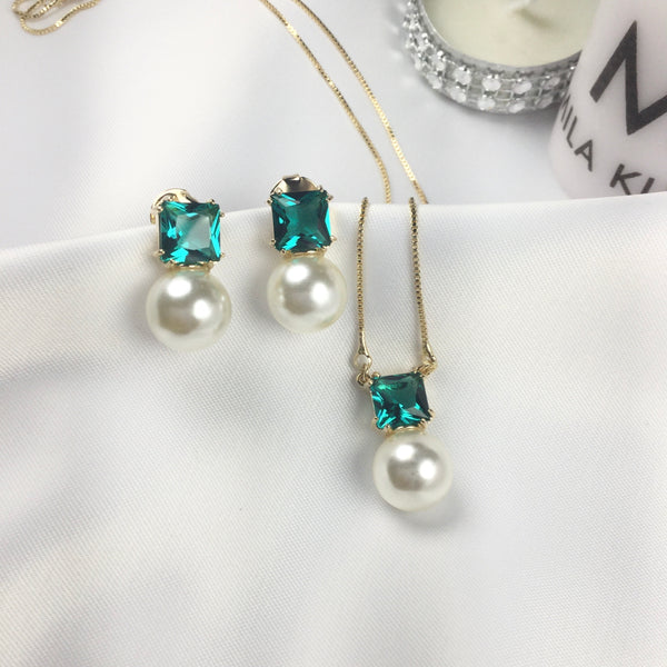Set Delicate Emerald Crystal and Pearl 18k Gold Plated