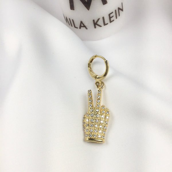 Hand Pendant 18k Gold Plated