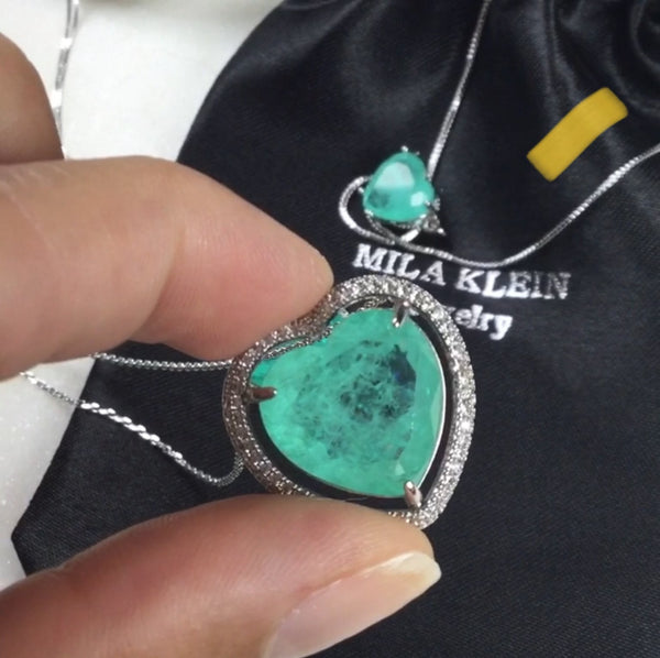 Luxury Heart Necklace Colombian Emerald and Diamondettes