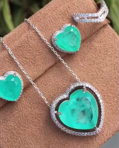Heart Necklace Colombian Emerald Fusion and zirconia