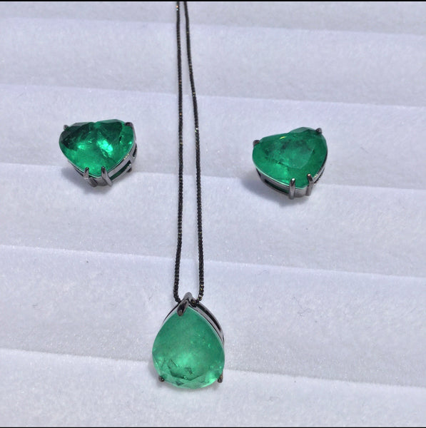 Black rhodium emerald fusion stone necklace