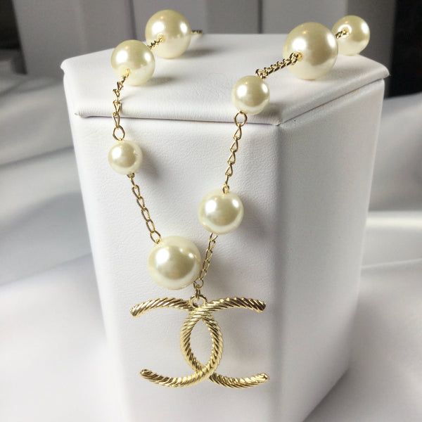 Elegant Famous Brand Inspired Freshwater Pearl Necklace 18K Gold Plated