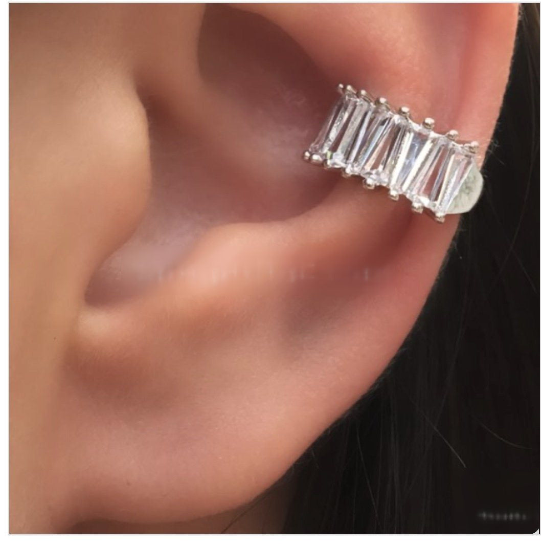Ear cuff crystal baguettes