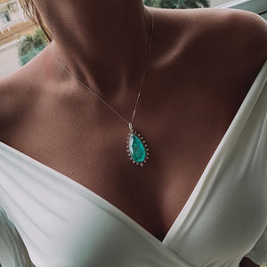 Necklace Luxury Maxi Drop shape Shine Blue Light fusion stone