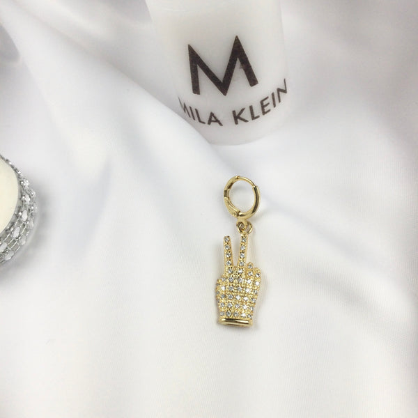 Hand Pendant 18k Gold Plated