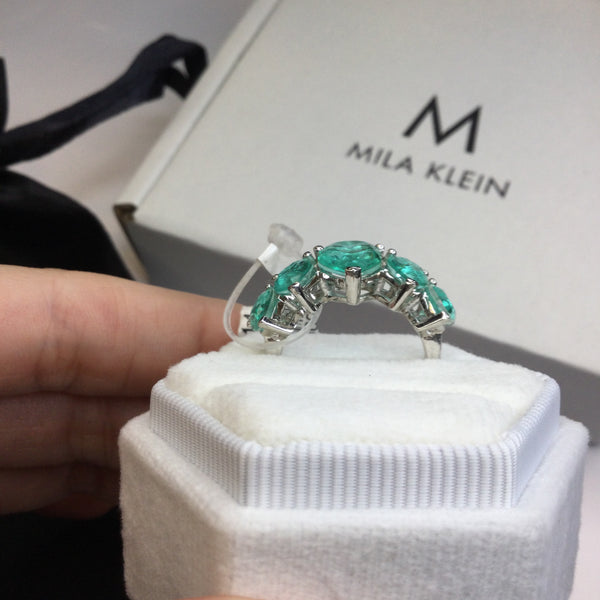 Heart Colombian Emerald Ring | White Rhodium
