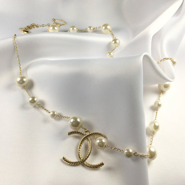 Elegant Famous Brand Inspired Freshwater Pearl Necklace 18K Gold Plated