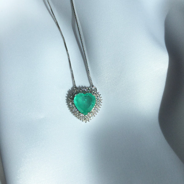 Colombia Emerald Heart Necklace and Diamondettes